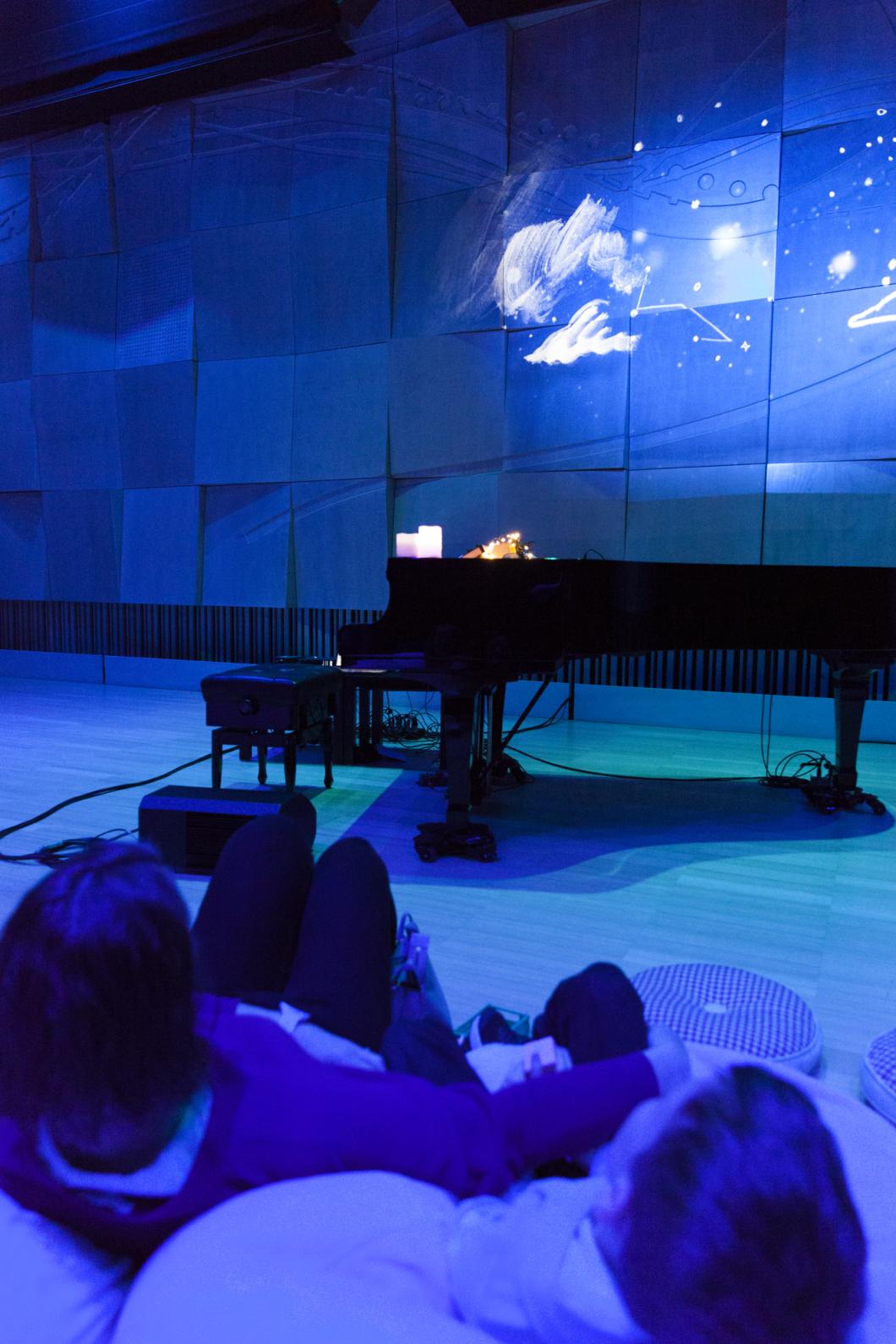 Nat Bartsch performance image