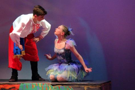 Two ballet dancers