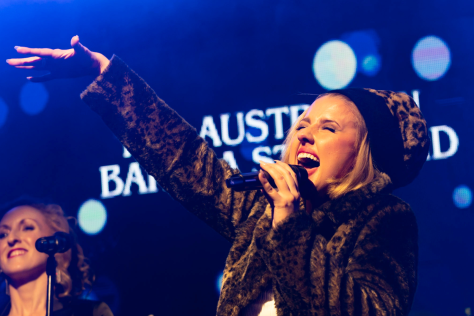 Rachael Grace singing